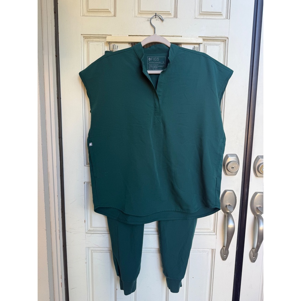 Figs Forest Green Scrub Set Rafaela Top XS Zamora Jogger Pants Size Small